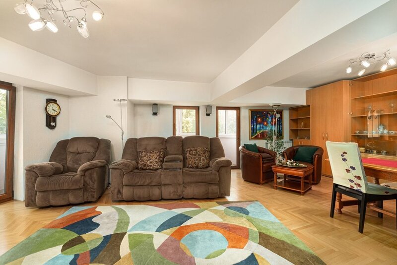 Bulevardul Unirii, apartament cu 4 camere, comision 0.