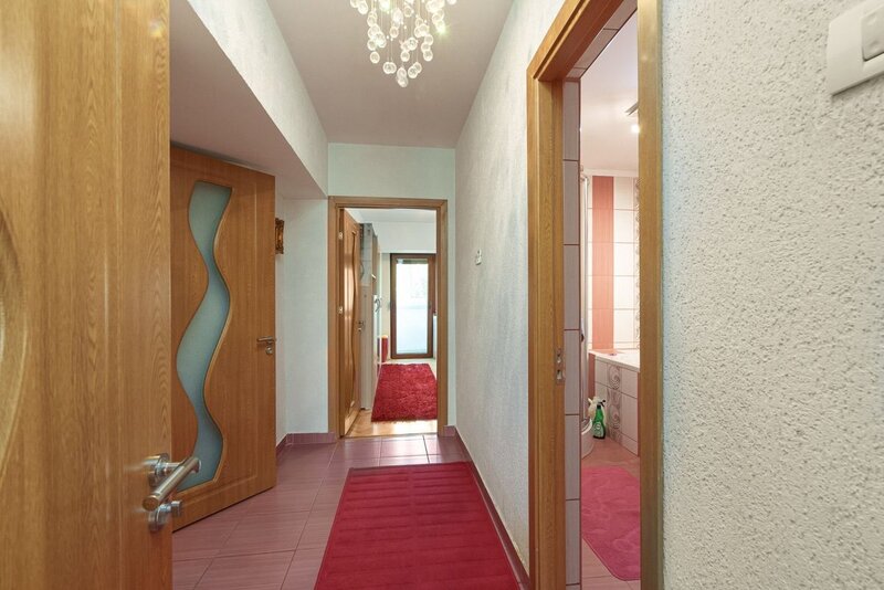 Bulevardul Unirii, apartament cu 4 camere, comision 0.
