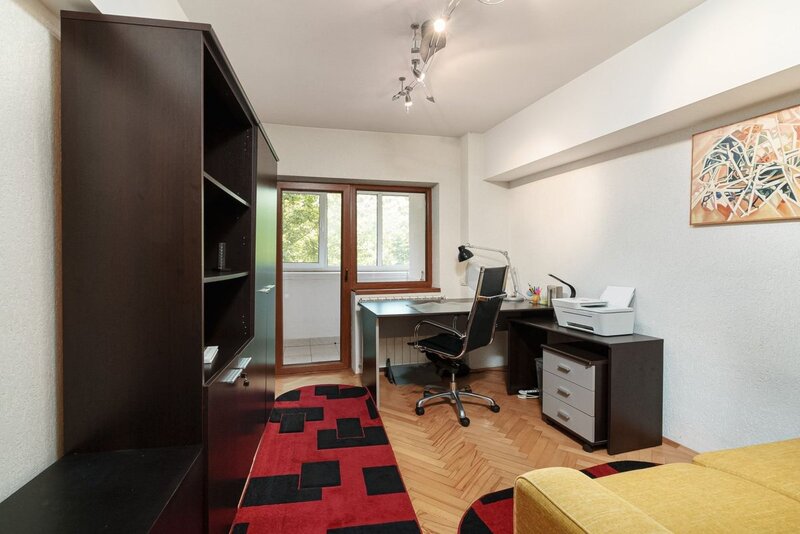 Bulevardul Unirii, apartament cu 4 camere, comision 0.